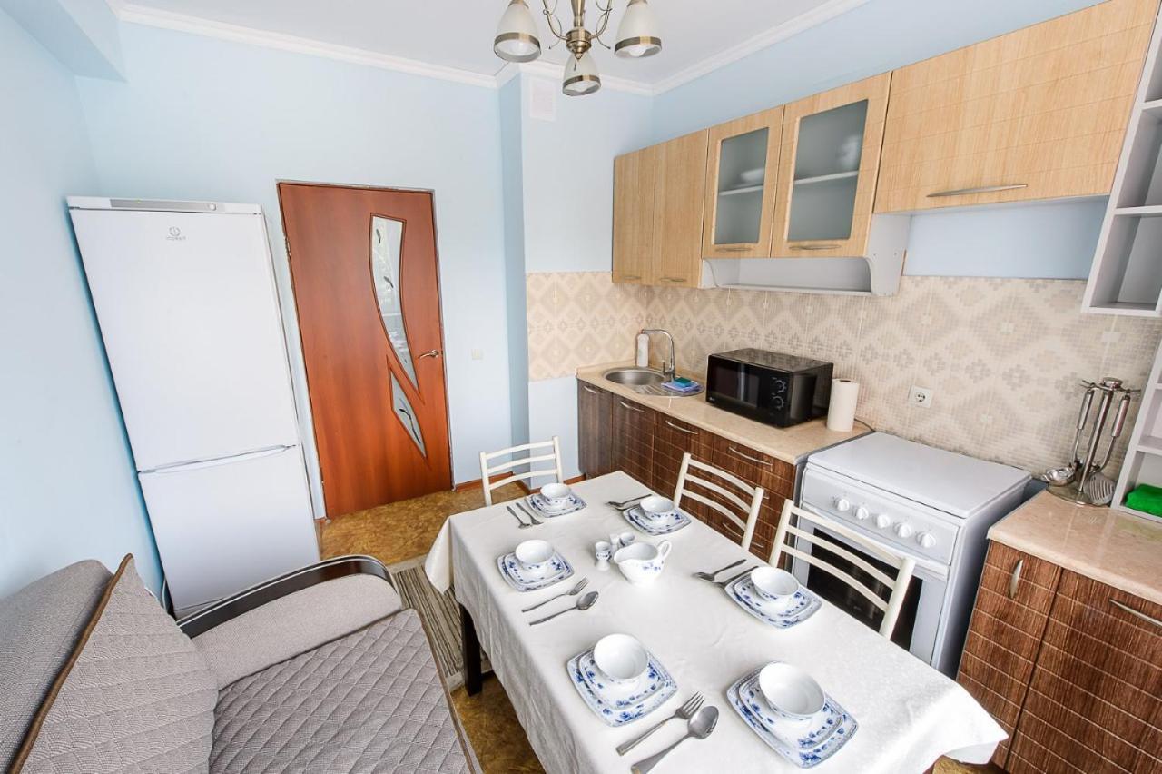 Apartment Оn Makatayeva 5 B Almaty Exterior photo