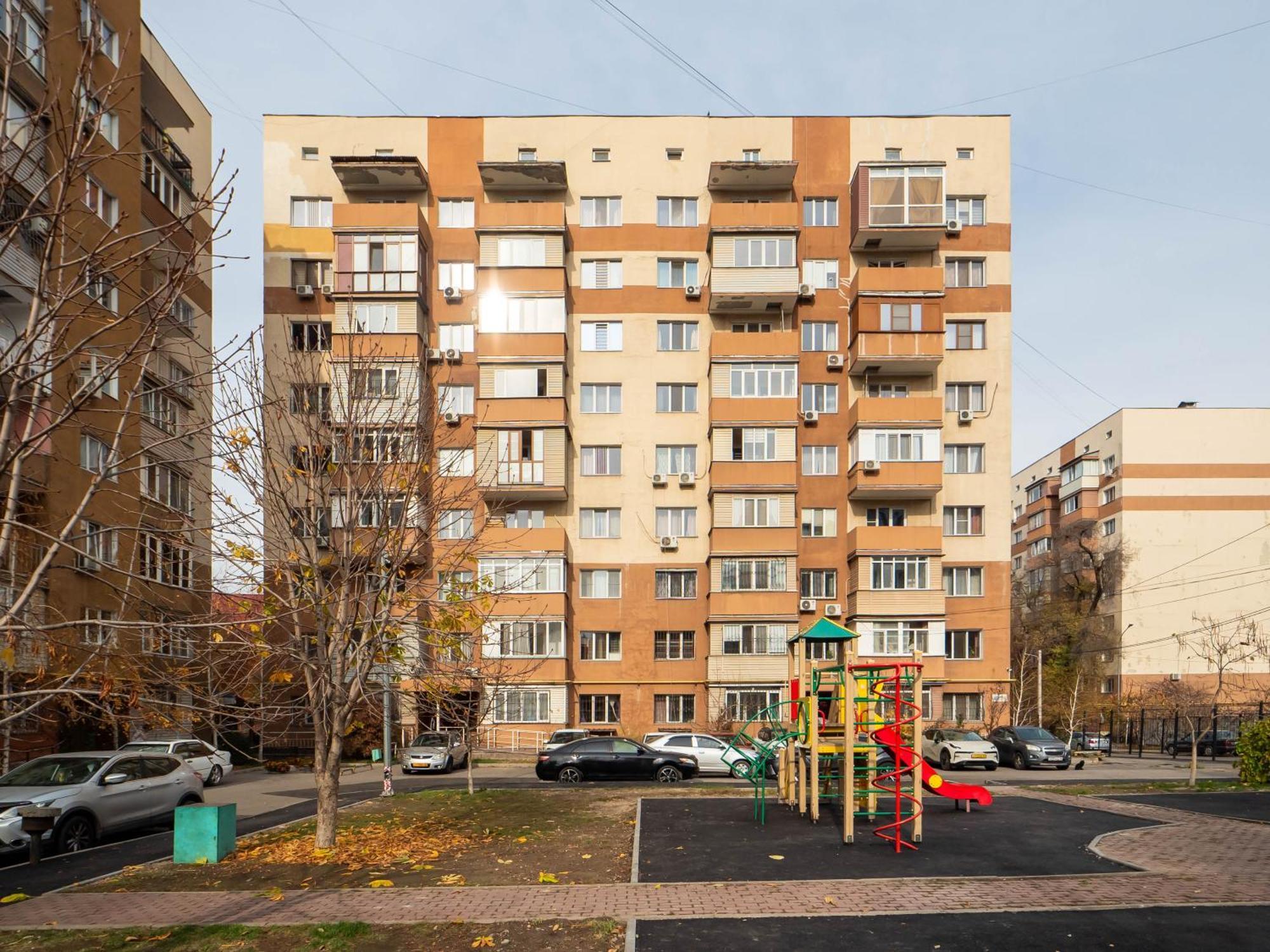 Apartment Оn Makatayeva 5 B Almaty Exterior photo